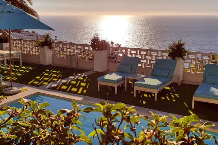 The Clarendon Bantry Bay photo 3
