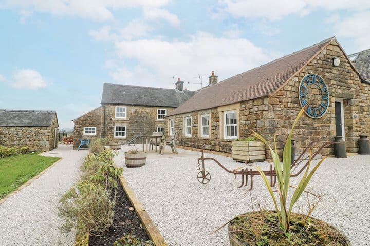 Curlew Cottage photo 2