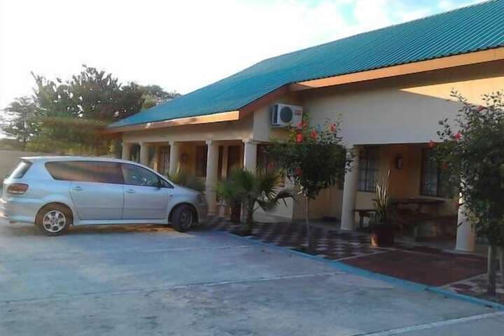 Pacific Conqueror Self Catering Units photo 3