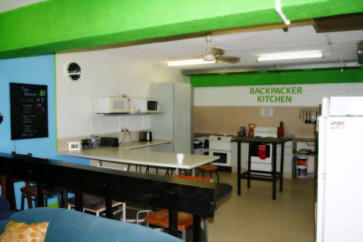 Backpackers Central Hamilton photo 4