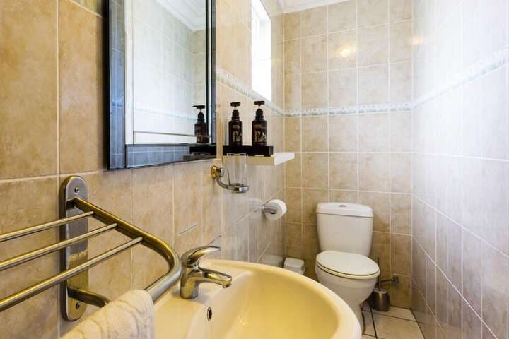 Holiday Guesthouse Langebaan photo 5