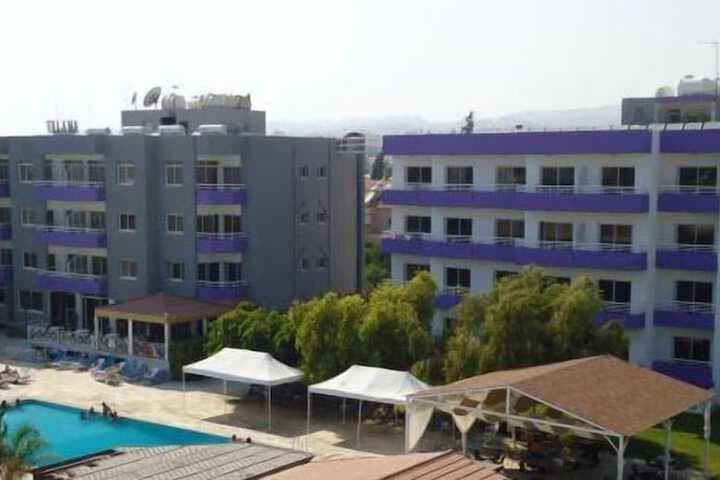 Valana Hotel Apartments photo 3