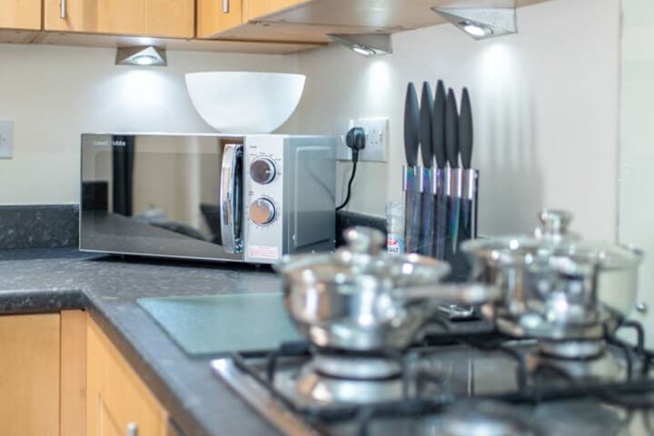 Apartment 8 photo 5