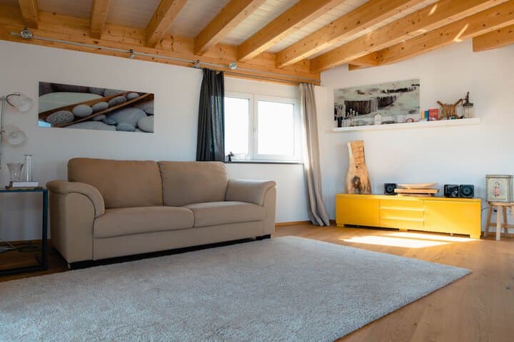 Gaeufelden destination view