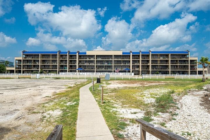 Laguna Reef Condos photo 4