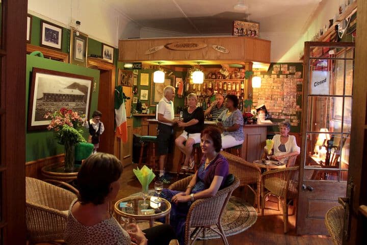 Shamrock Arms Guest Lodge photo 5