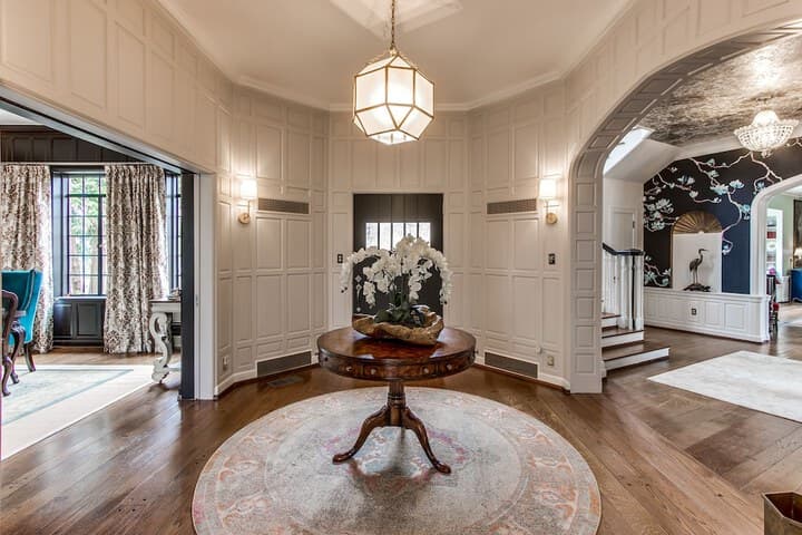 Julian Price House photo 2