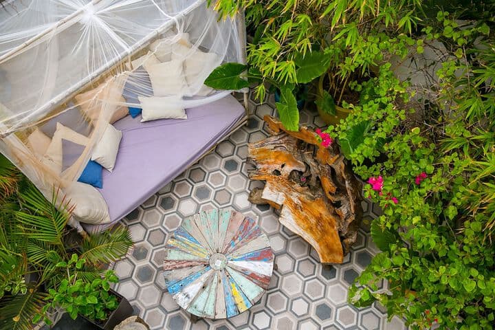 Numero Uno Beach House photo 2
