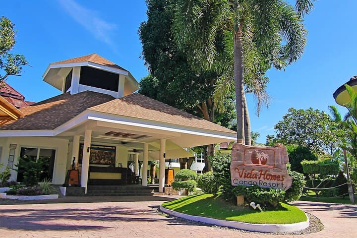 Vida Homes Condo Resort photo 2
