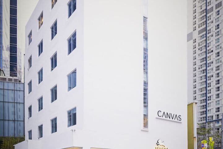 Canvas Hostel photo 4