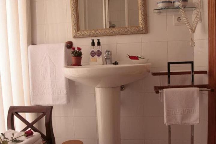 Hostal Antigua Morellana photo 2