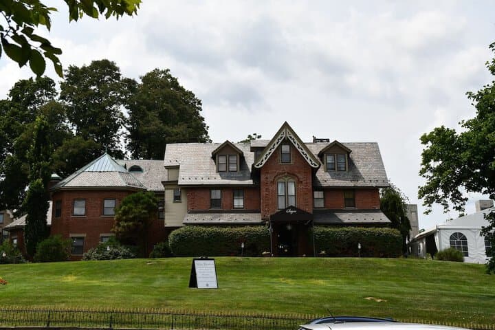 The Sayre Mansion Inn photo 5