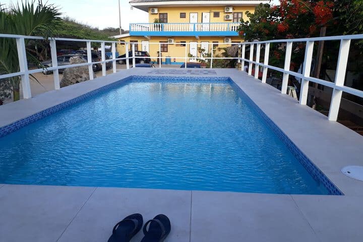 Sea Horizon Apartments (across from Mambo Beach) photo 2