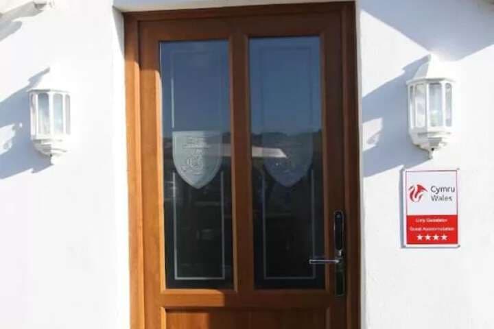 Somerfield Lodge photo 5