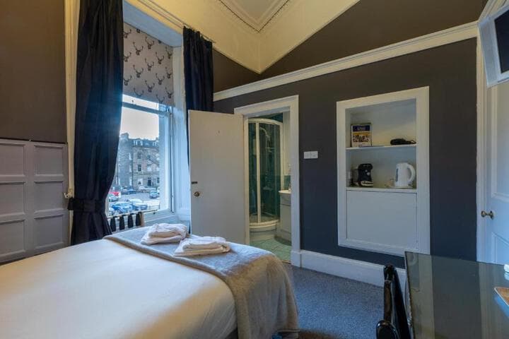 East Claremont Guest House photo 3