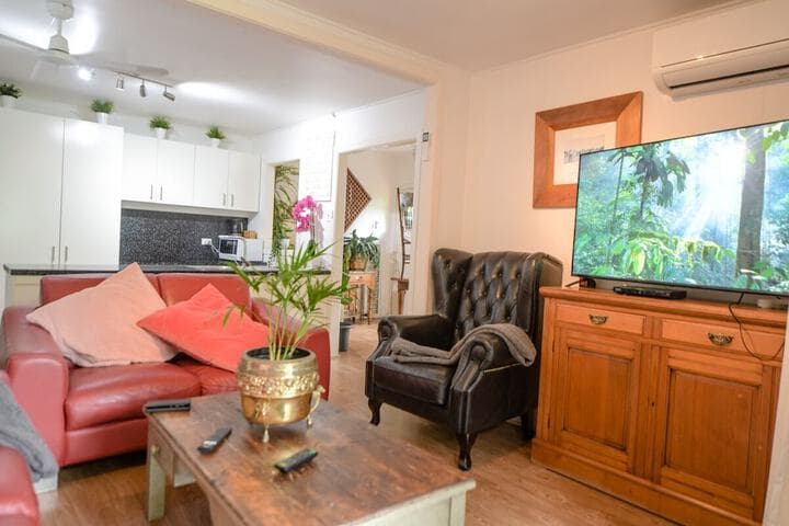 Jaspers Apartments photo 2