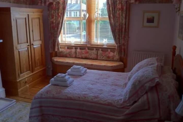 Moor End House Bed & Breakfast photo 4