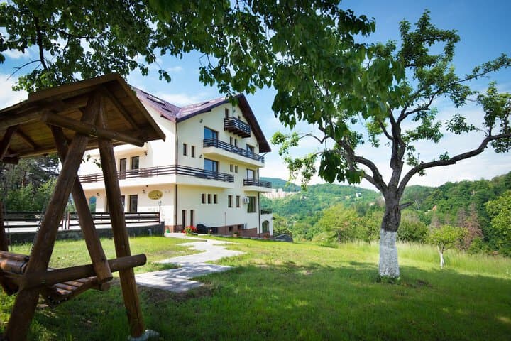 Ucea de Jos destination view
