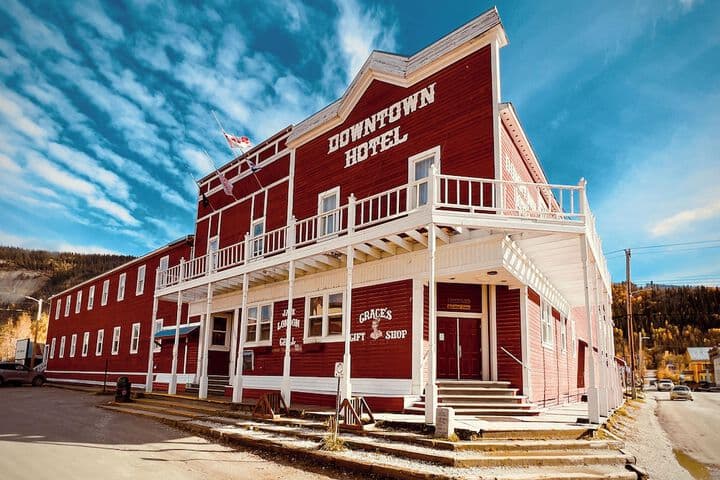 The Downtown a Coast Hotel photo 4