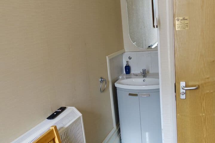 Abinger Guest House photo 4