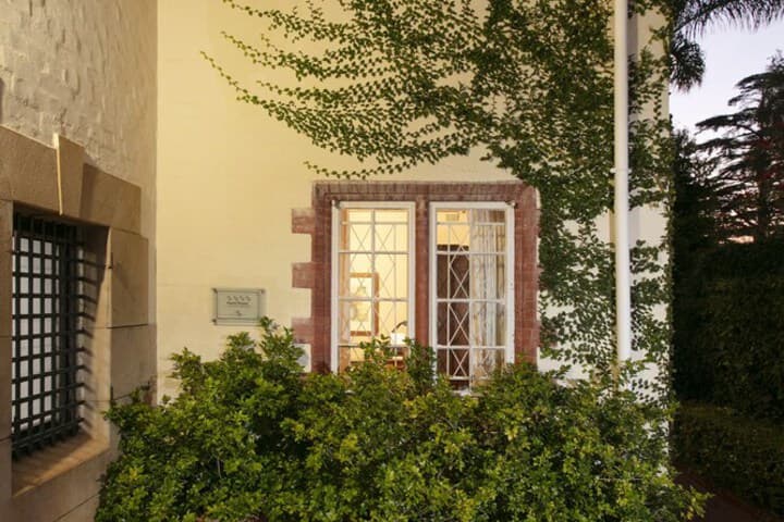 Brooklyn Manor photo 2