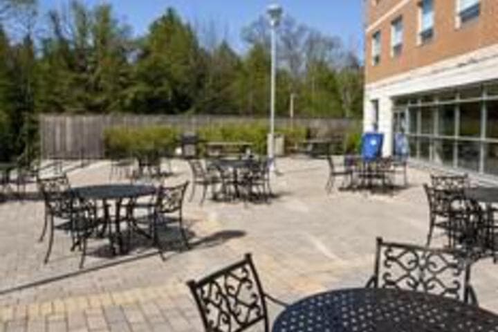 Residence & Conference Centre - Oshawa photo 2