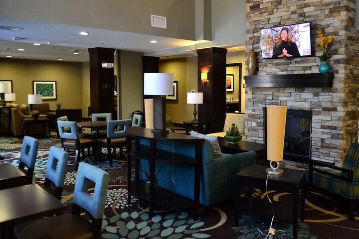 Staybridge Suites Jacksonville Camp Lejeune Area an IHG Hotel photo 3