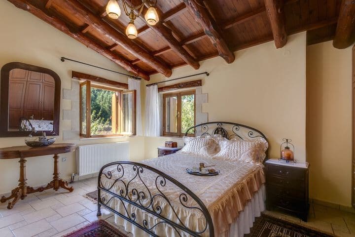 Ifigenia Luxury Suites&Villas photo 4