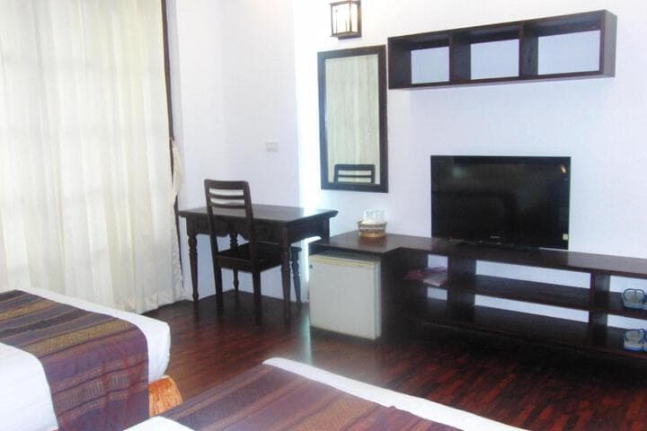 Capital Hotel photo 1