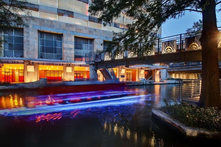 Drury Plaza Hotel San Antonio Riverwalk photo 4