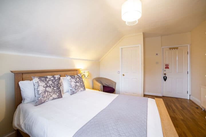 OYO Lina Guest House photo 5
