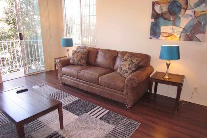 Next to Four Season Hotel Luxury Apartment photo 5