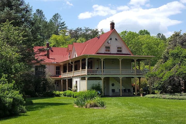 Hummingbird Inn photo 4