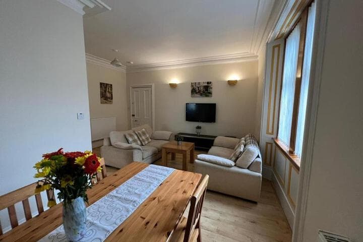 Ashley House photo 5