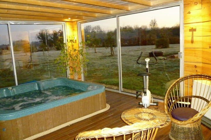 Virollet destination view