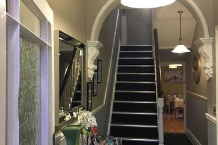 Worth House photo 2