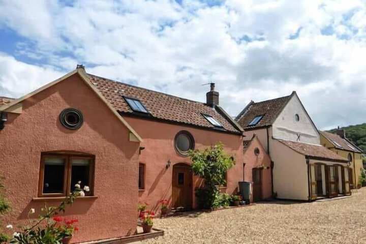 The Old Cottage photo 2