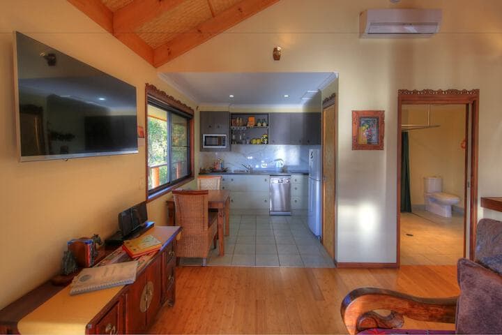 Maleny Tropical Retreat Balinese B&B photo 5