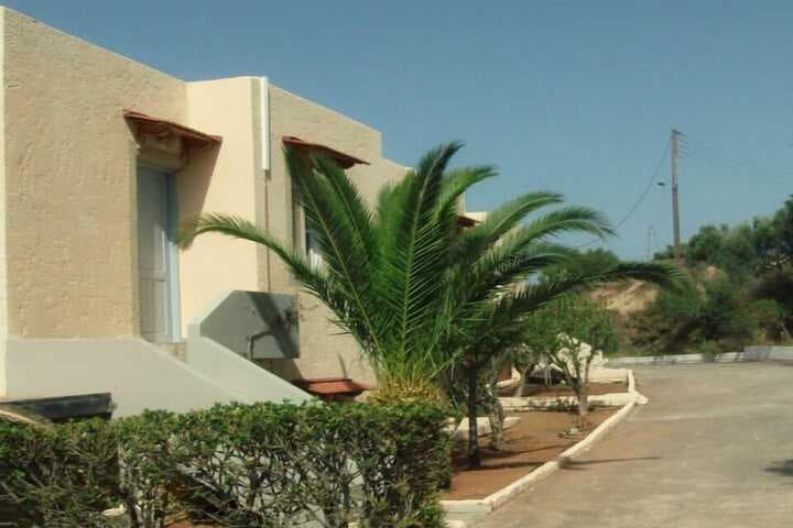 Bellair Village photo 2