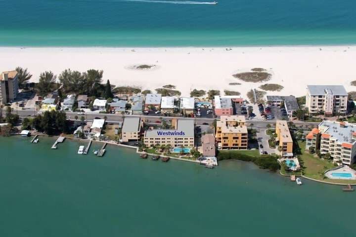 Westwinds Waterfront Resort photo 2