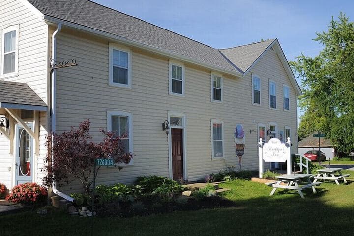 Rocklyn Inn Bed & Breakfast photo 2