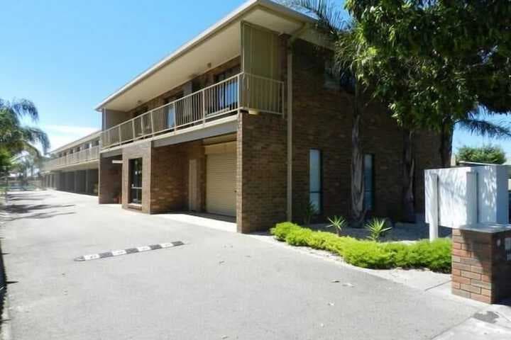 Allambi Holiday Apartments photo 5