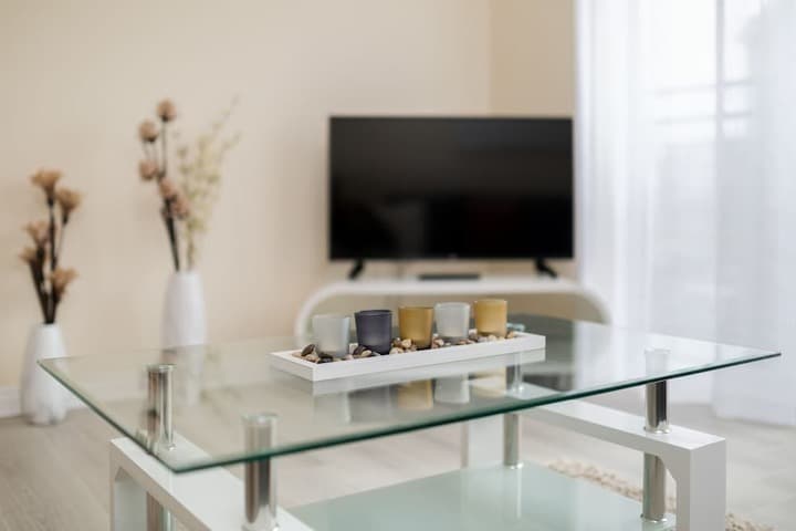 Luxury Two Bed Apartment With Parking Wolverhampton photo 5