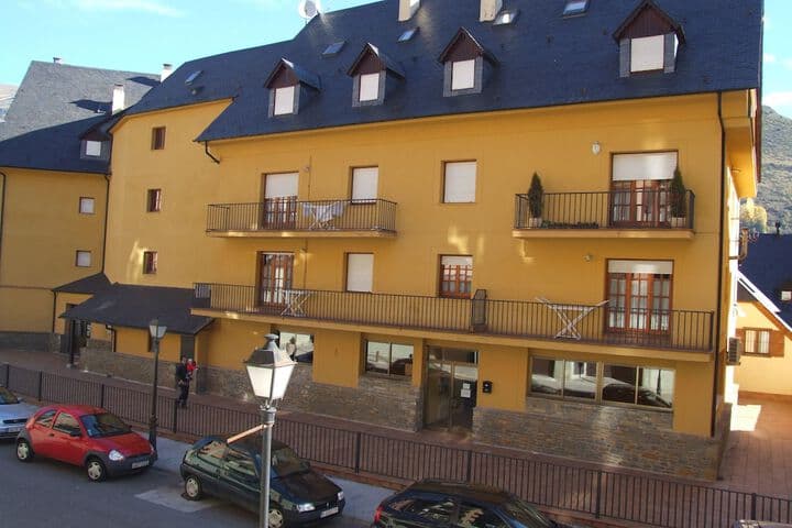 Apartments Somni Aranès photo 5