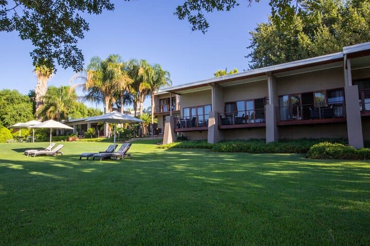 River Place Manor photo 5