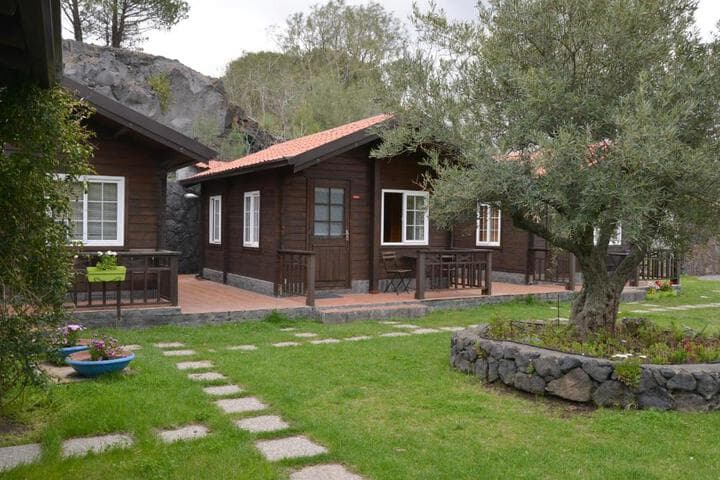 Etna Hut photo 5