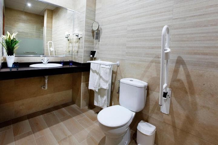 Hostal Paris photo 4