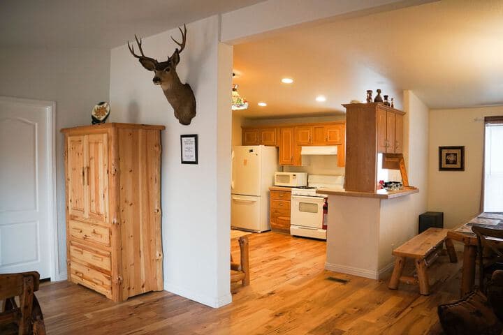 Country Club Chalet photo 4