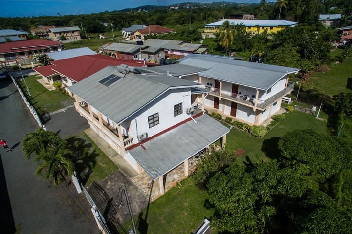 Lesville Tobago photo 2