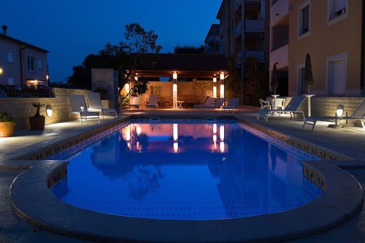 Apartments Flora photo 3